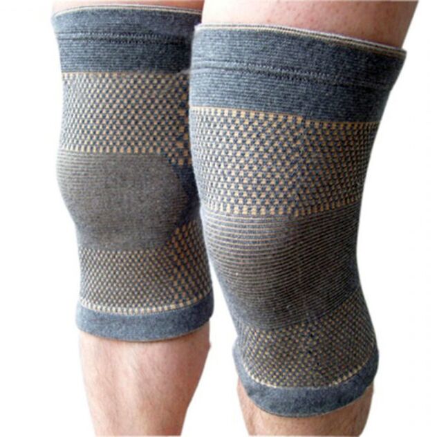 It is recommended to wear a fixation bandage in the initial stage of arthrosis of the knee joint